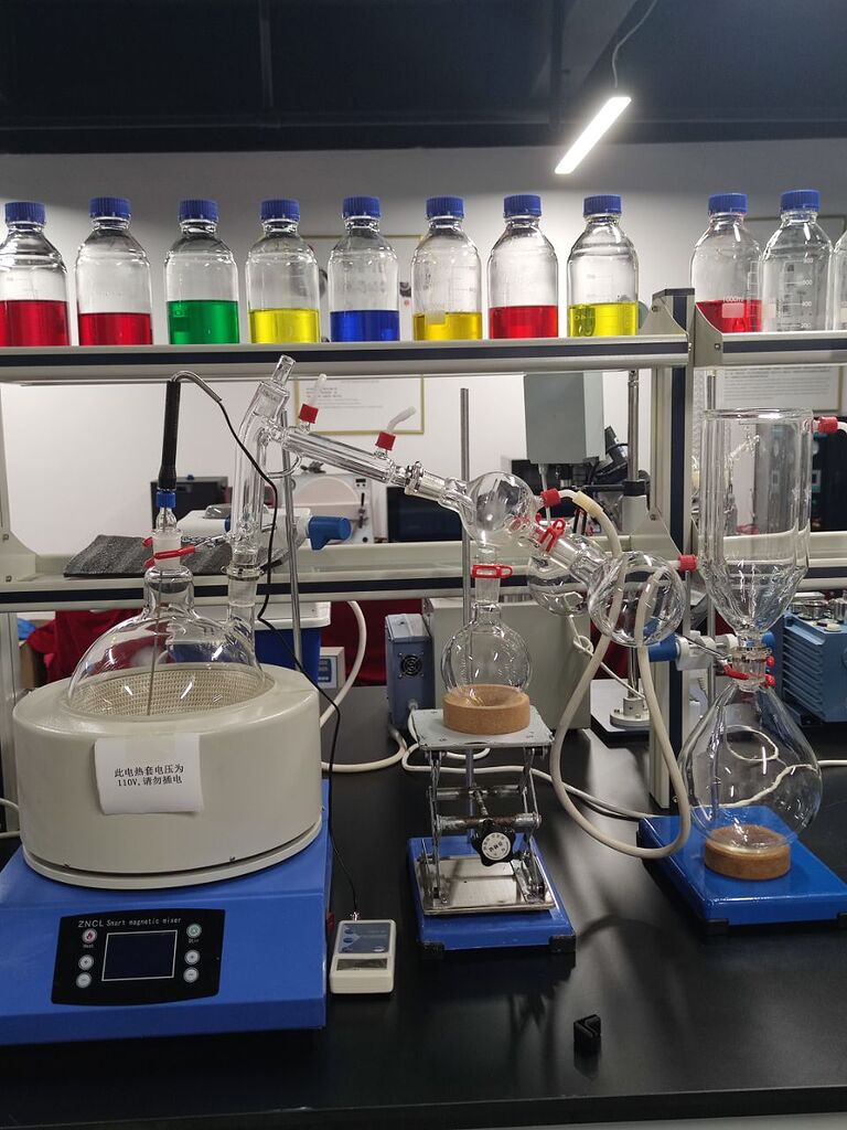 Rotary Evaporators and Short Path Distillation Equipment For Sale Future4200