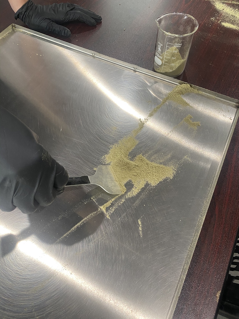 Drysift Trim run with static tech. What do you guys think? Fullmelt? :  r/rosin