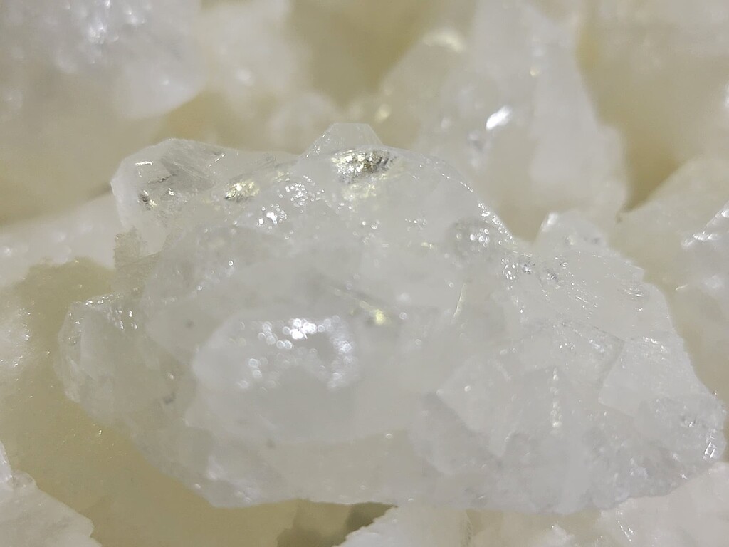 THCA Diamond 大粒厳選 8G 48000円 でっかい粒集めてみました