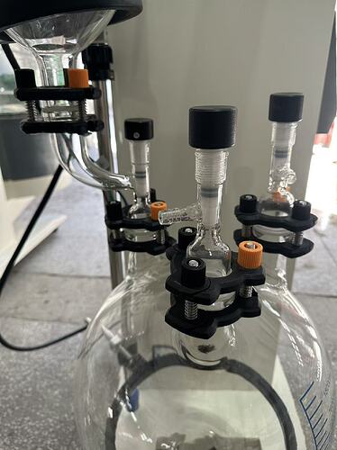 215a737e3410f0265cf8d4d36a8cd249