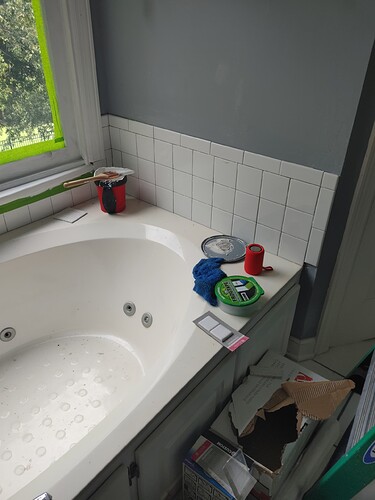 0808221257a_HDR