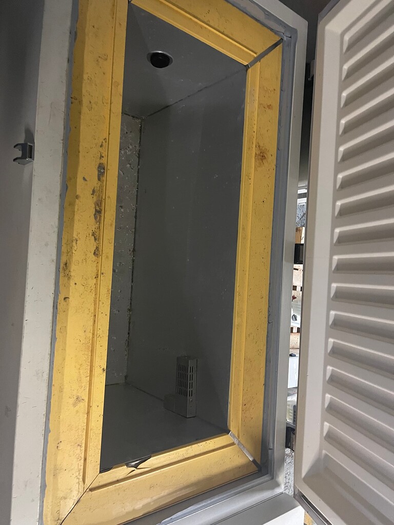 Sanyo 594C deep freezer For Sale Future4200