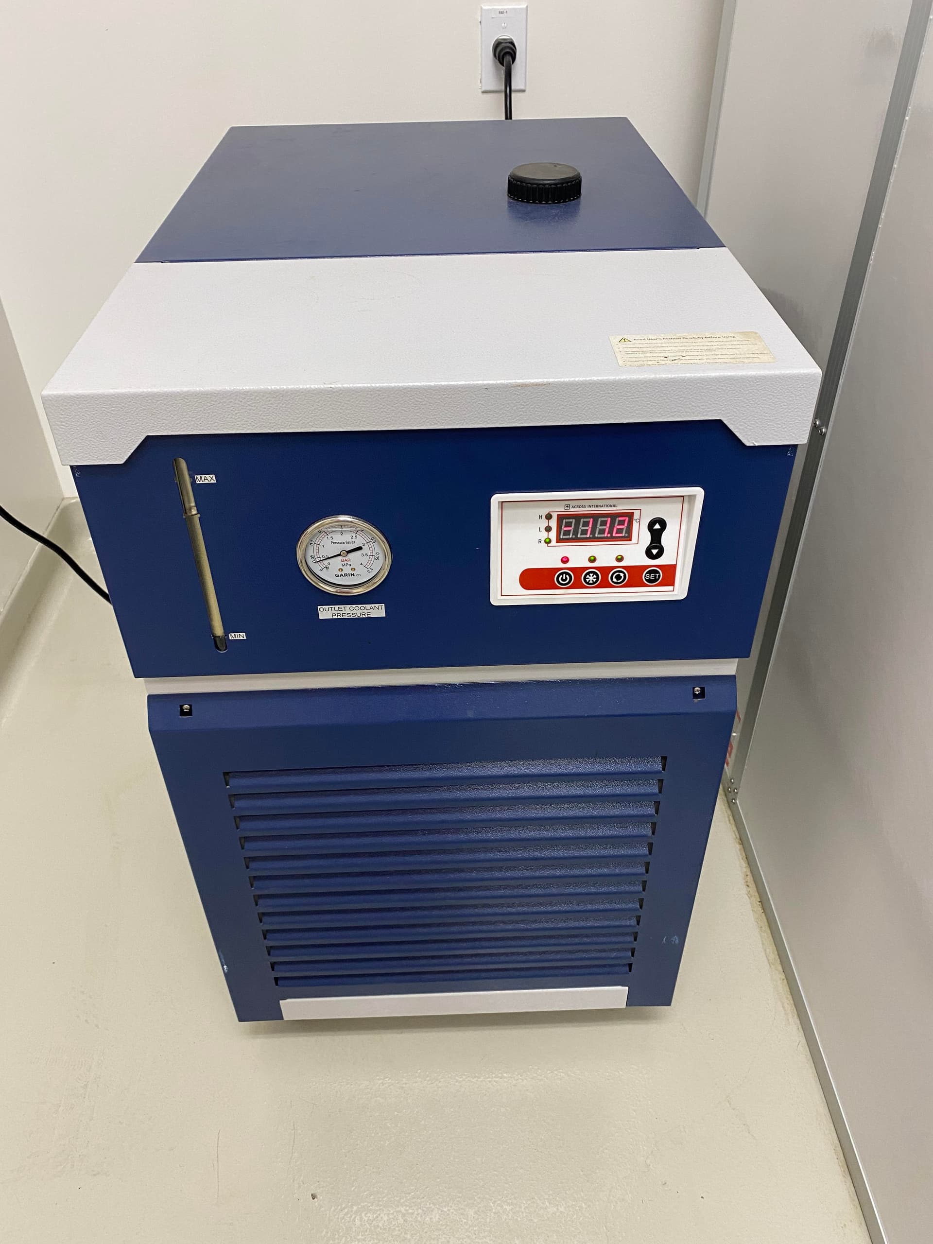 -30c 10L Recirculating Chiller With 20L/min - Equipment For Sale ...