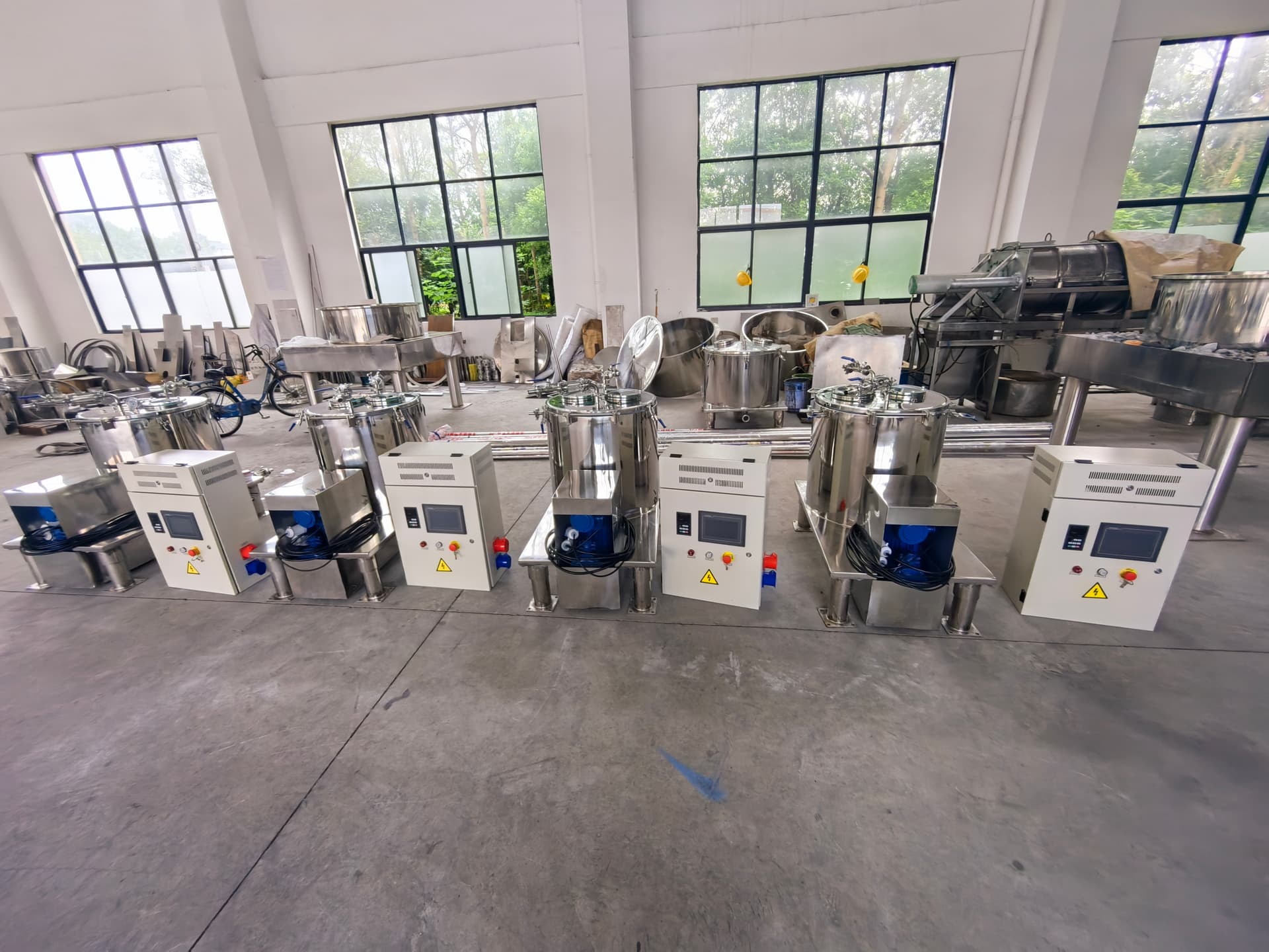 Chiller/centrifuge/FFE/rotovap/reactor/tank - Equipment For Sale ...