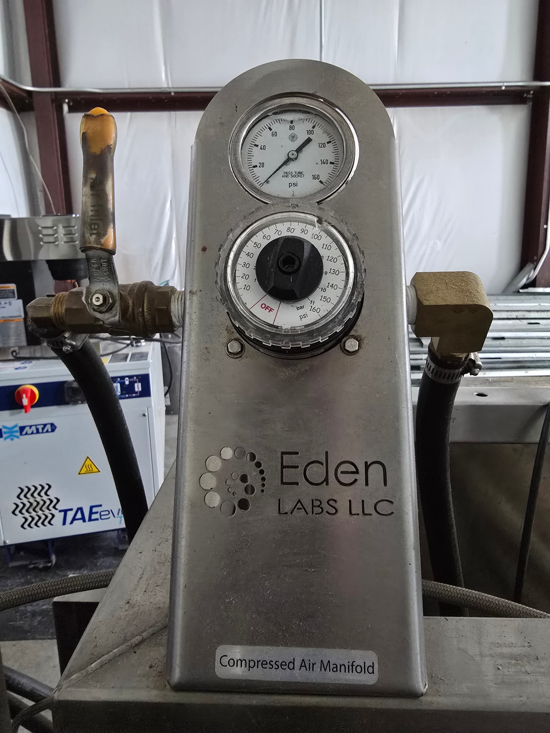Eden Labs Hi-Flo CO2 20L 2k Extractor and TAEevo TECH 020 Chiller and ...